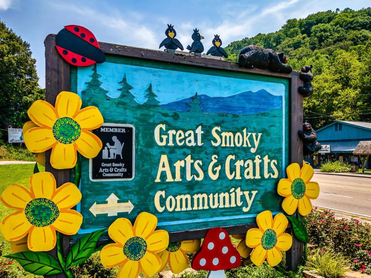 Bluebearry Patch Villa Gatlinburg Exterior photo